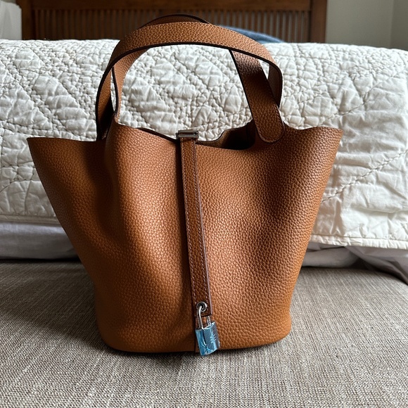 Brown Leather Bucket Handbag - Picture 2 of 6